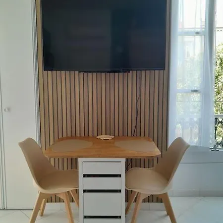 Studio Confort شقة