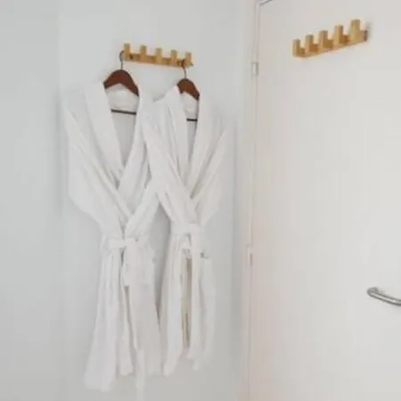Studio Confort شقة كان